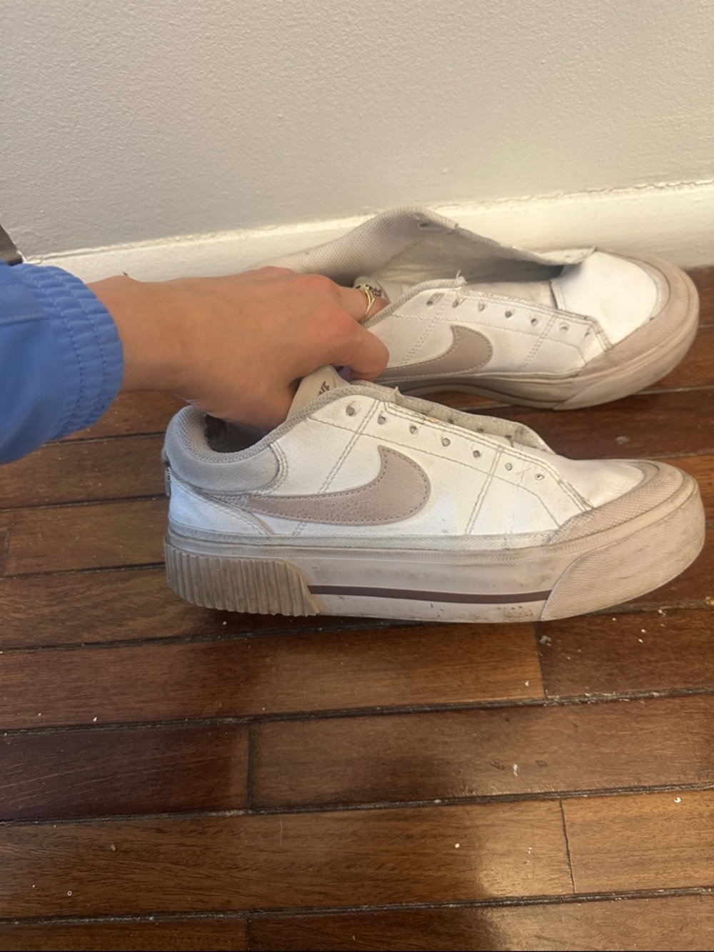 Nike White Sneakers with Beige Swoosh - Women's